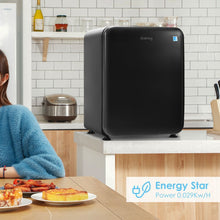 Load image into Gallery viewer, Mini Frigo 68L 220-240V Étagères Amovibles et Porte Réversible Température 0 °C - 10 °C pour Maison Chambre Bureau -