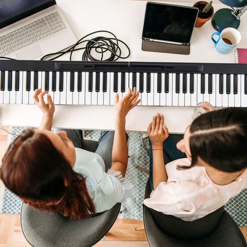 Piano Numrique Pliable  88 Touches avec Fonction Bluetooth MIDI Clavier lectronique Portable avec Pdale de Sustain Sac de Transport -